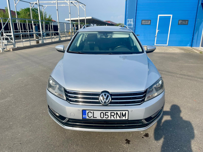 
								Volkswagen Passat 2012 full									