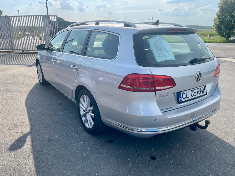 
								Volkswagen Passat 2012 full									